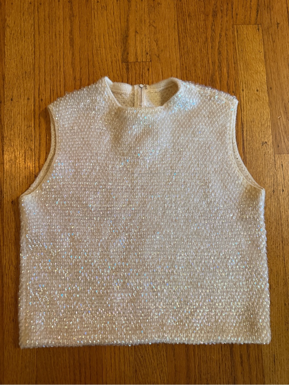 Vintage Iridescent White Sleeveless Knit Crop Top